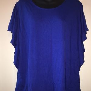 Comfy Plus Size Blue Top with wing sleeves